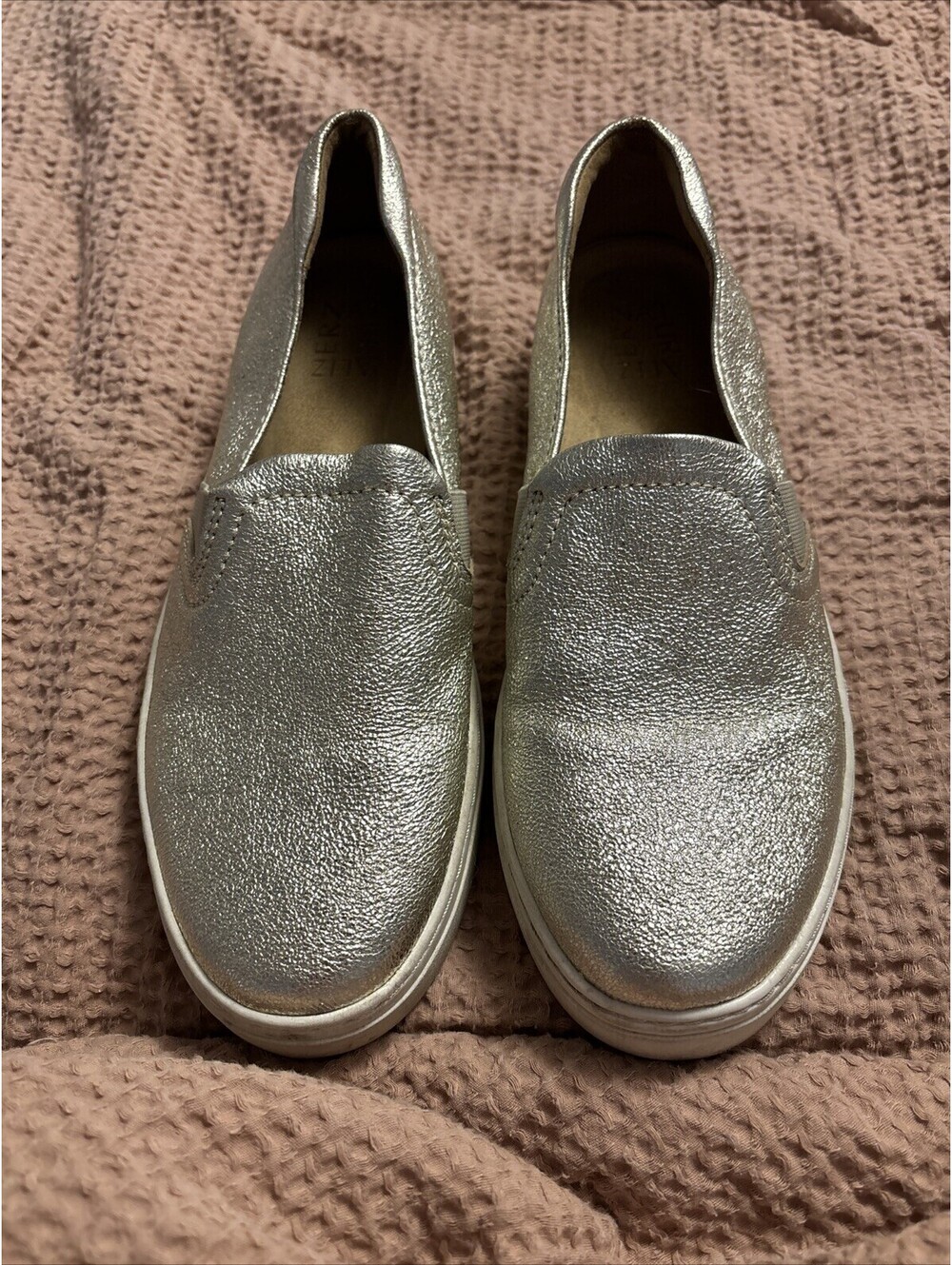 naturalizer metallic slip on loafer sneaker